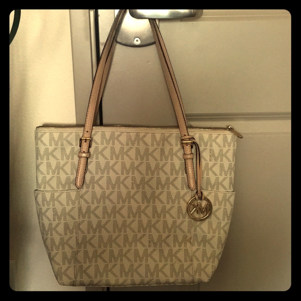 Michael kors handbag